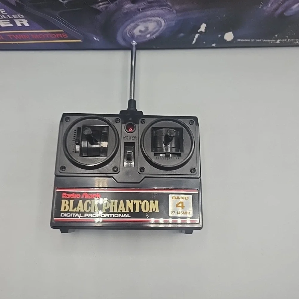 Radio Shack Black Phantom Twin Motor Vintage RC Car Nikko Japan Battery Charger‎